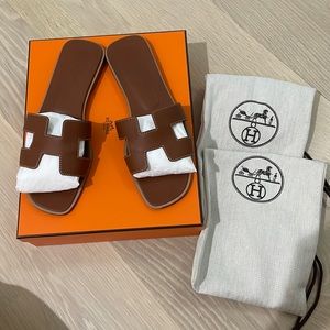 Authentic Hermes sandals..